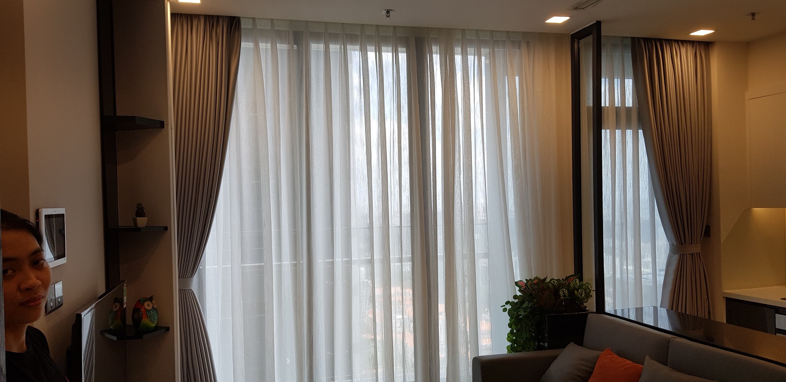 CĂN HỘ AQUA  (  Sử Dụng Chất Liệu VẢI MALAYSIA )